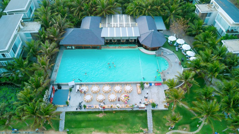 Welcome to Villa Del Sol Beach Resort & Spa